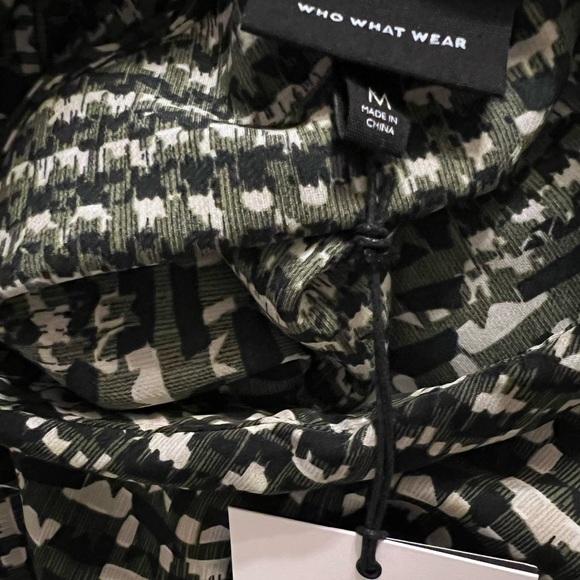 Who What Wear Womens Blouse Top Medium Black Green Houndstooth Business Casual - Picture 9 of 12